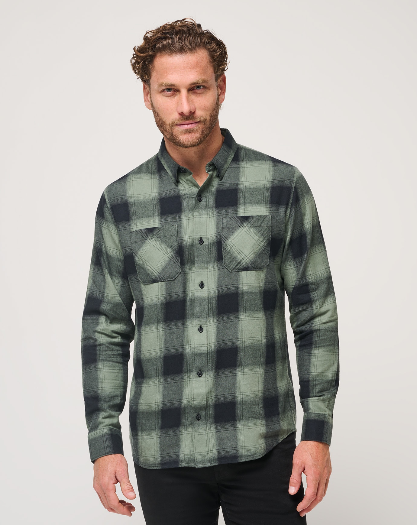 CLOUD FLANNEL PLAID BUTTON-UP Image Thumbnail 1