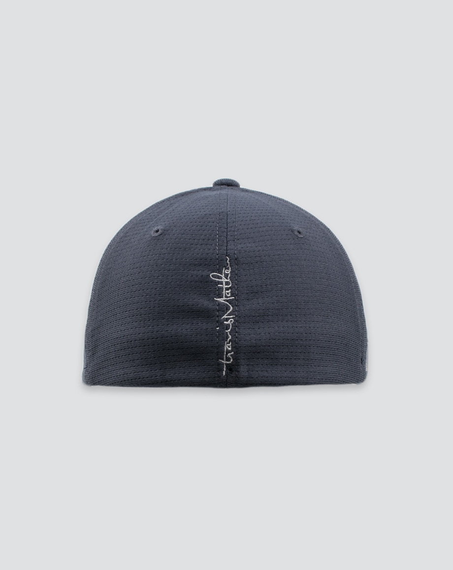 NASSAU FITTED HAT | TravisMathew