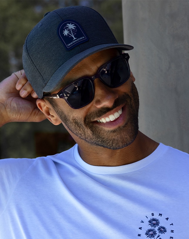 Travis mathew snapback sales hats