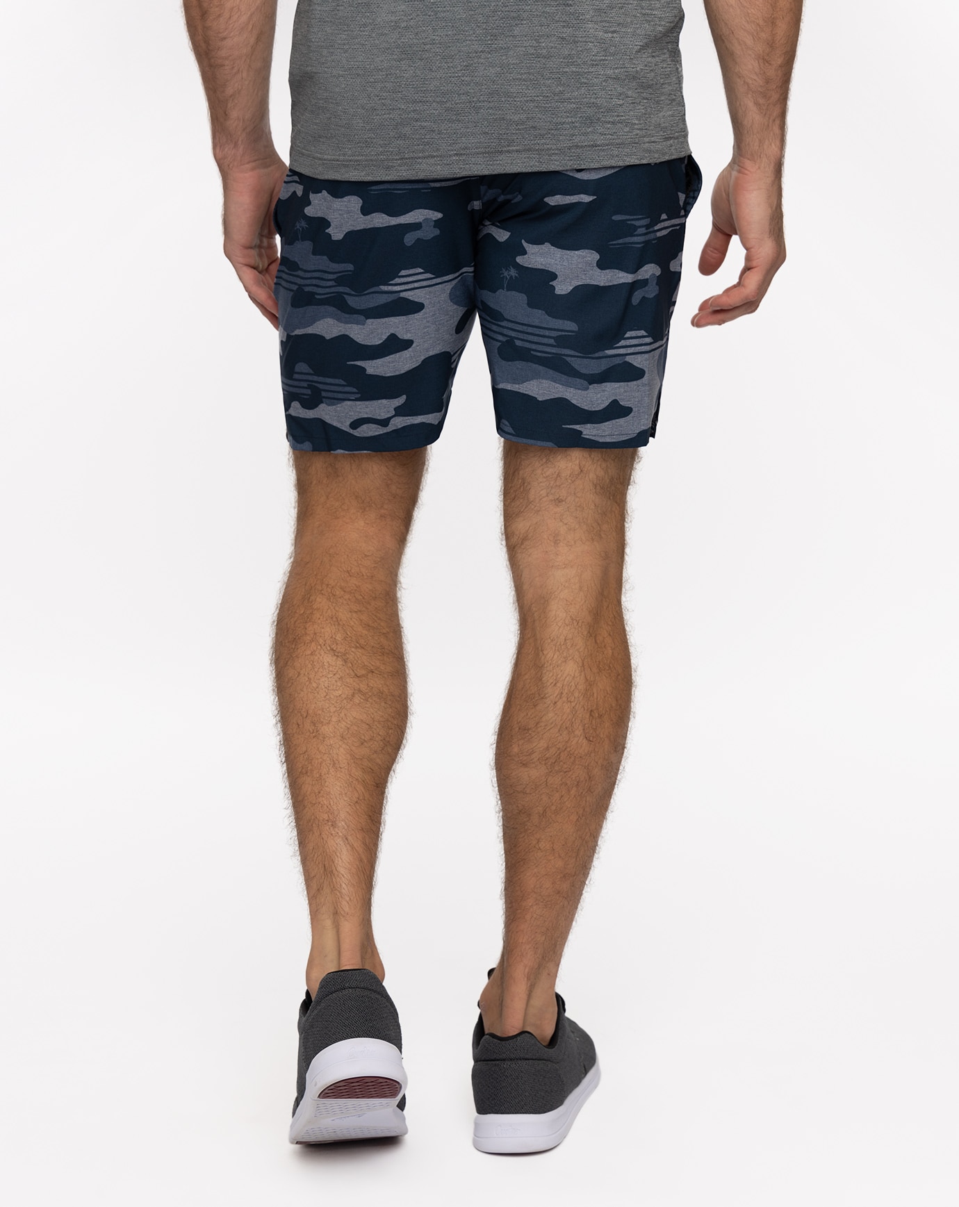 LEADER BOARD ACTIVE SHORT 7.5IN TravisMathew