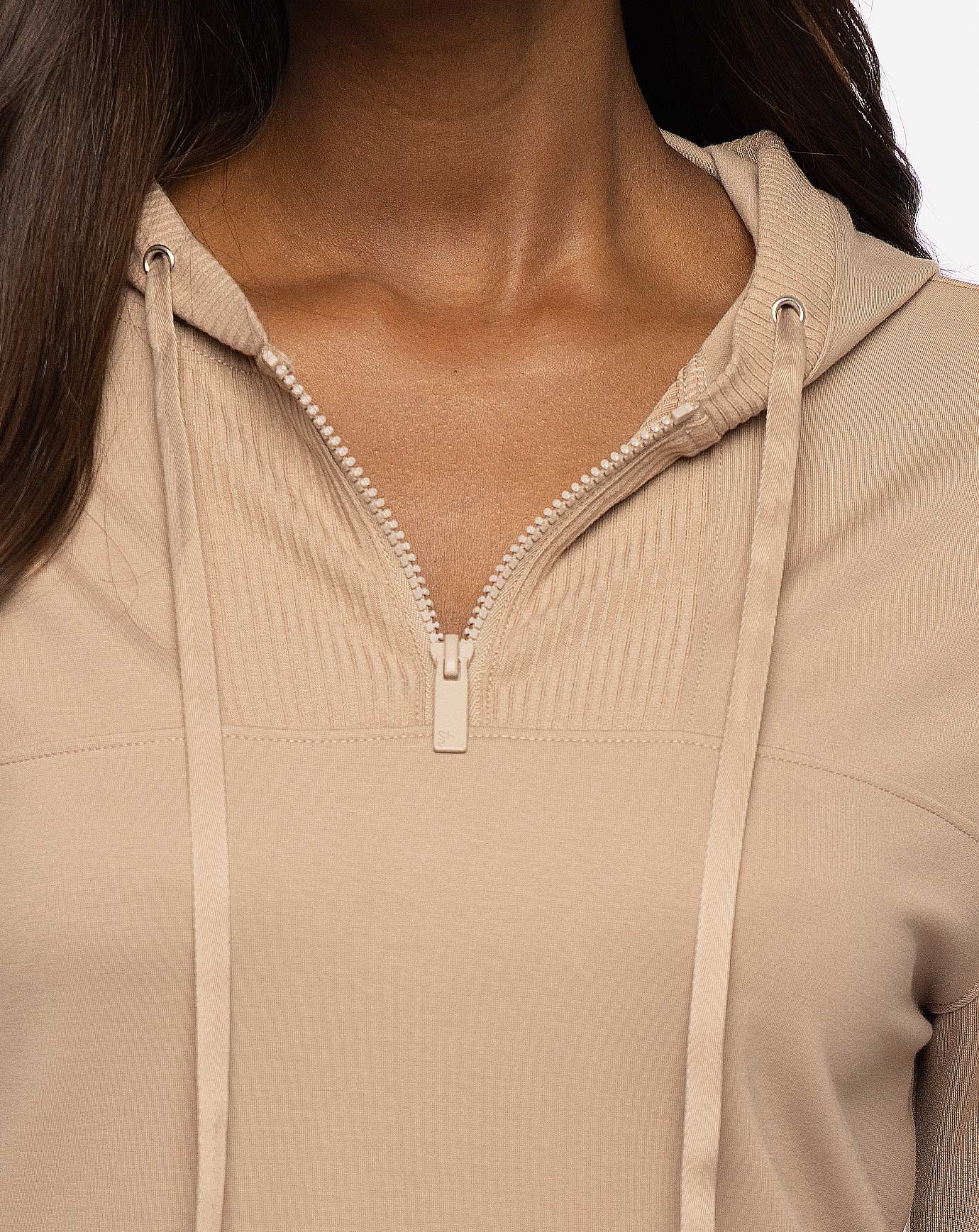 HORIZON LINE 1/4 ZIP PONTE HOODIE Image Thumbnail 4