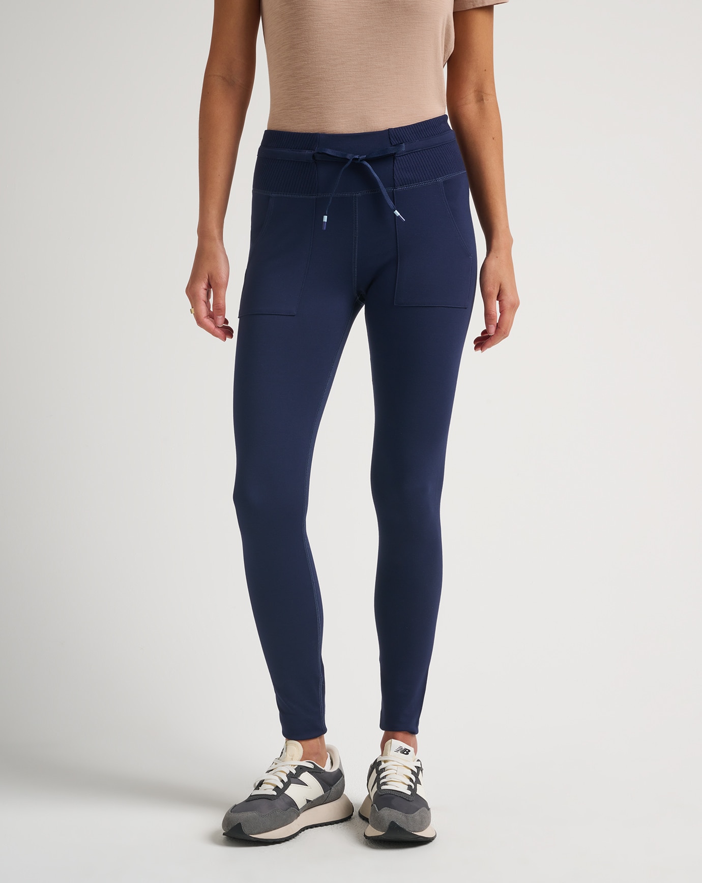 BEYOND THE COAST PONTE PANT_1LC044_4NAV_