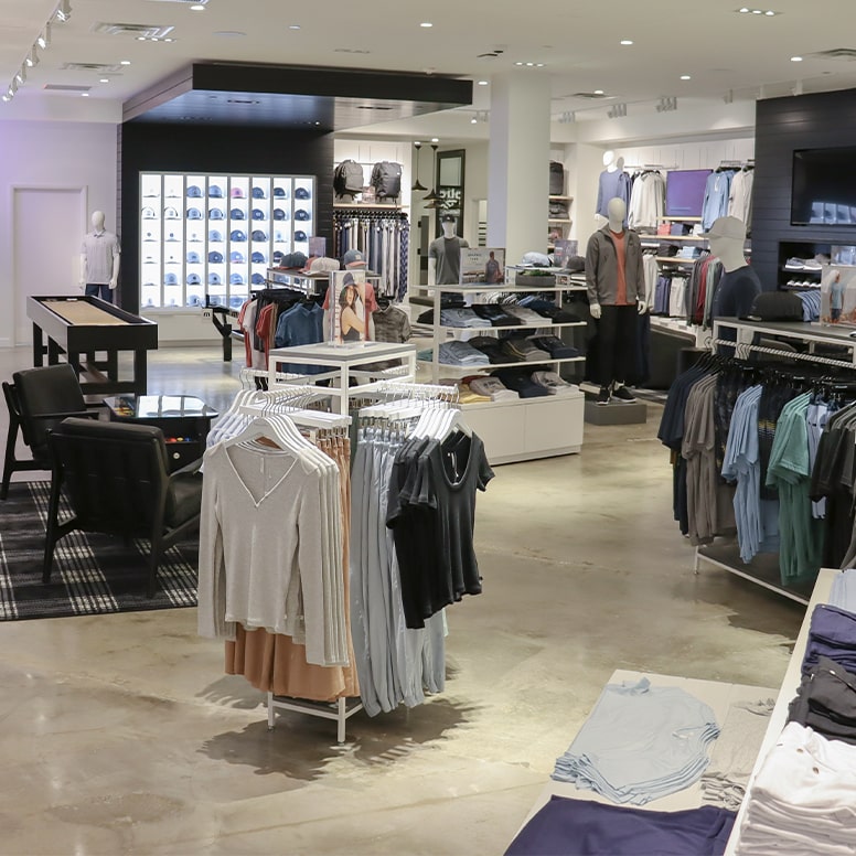 H&m international discount plaza
