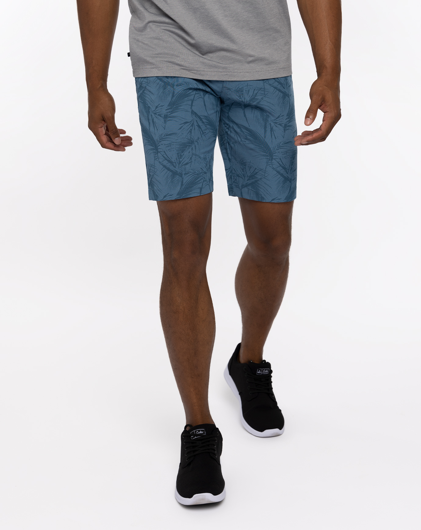 JUNGLE OASIS SHORT 1