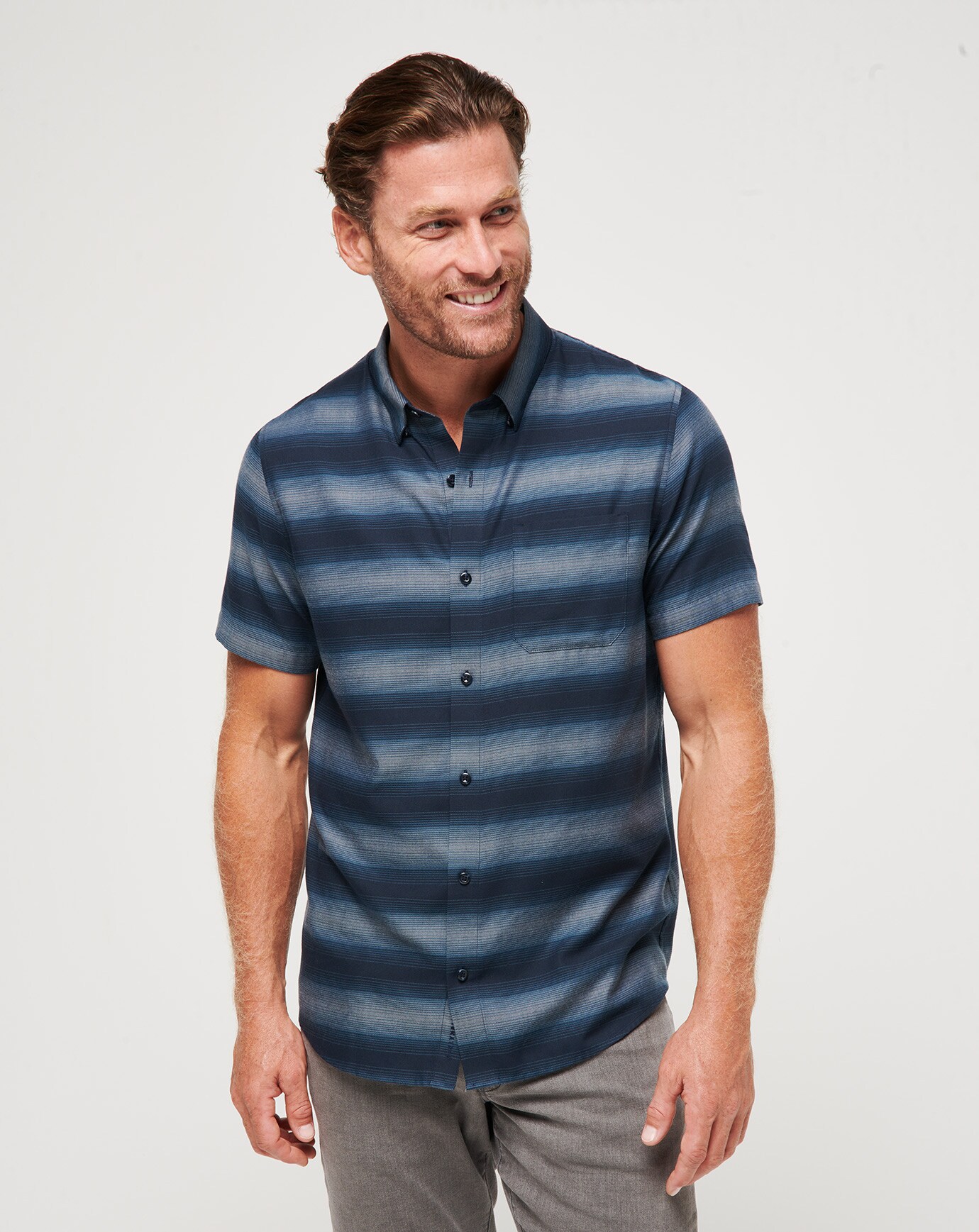 A OKAY BUTTON-UP_1MZ379_4TOS_