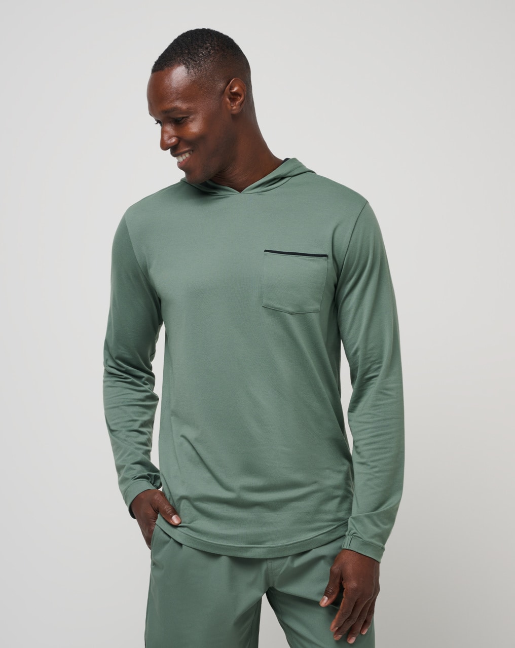 ACTION HOODIE TravisMathew