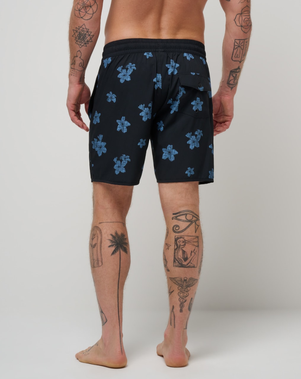PINEAPPLE TIME BOARDSHORT TravisMathew