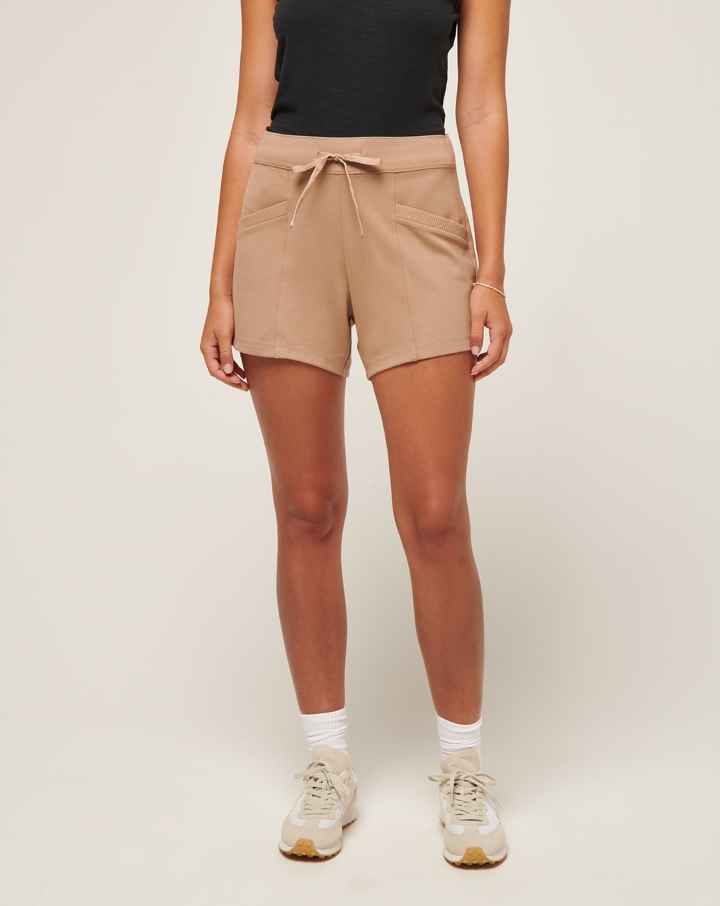 FRIDAY PONTE POCKET SHORT TravisMathew
