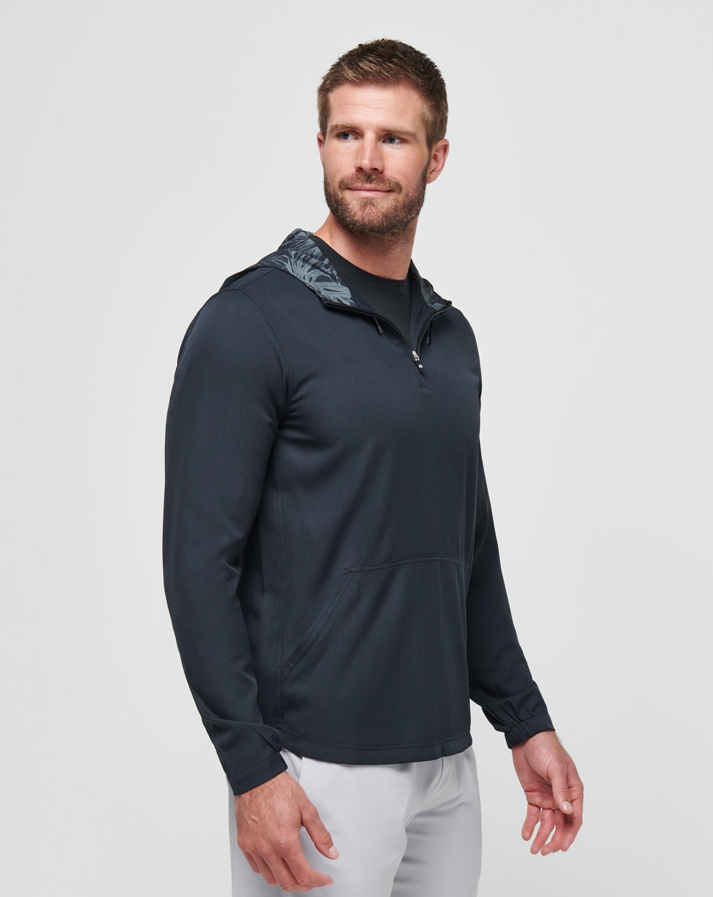 TECH HOODIE QUARTER ZIP TravisMathew