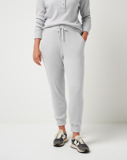 LONG WEEKEND JOGGER Image Thumbnail 3