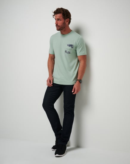 HYPNOTIC BREEZE TEE | TravisMathew