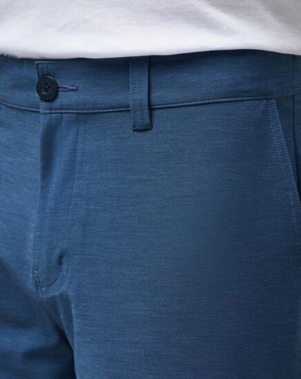 TECH CHINO SHORT 8IN Image Thumbnail 3