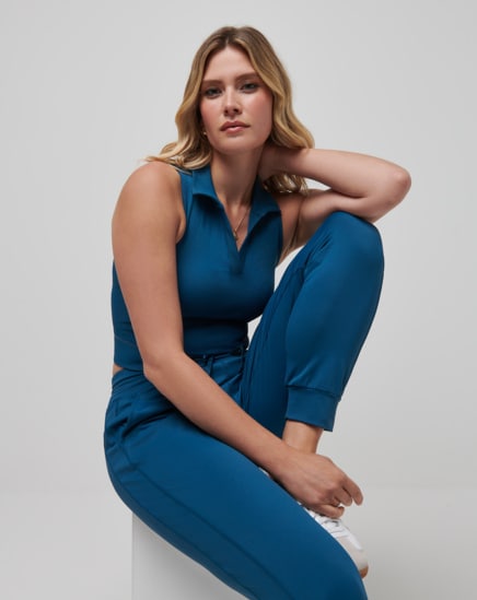 MOVEKNIT SLEEVELESS VNECK POLO Image Thumbnail 4