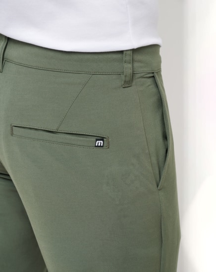 OPEN TO CLOSE TECH CHINO PANT | TravisMathew