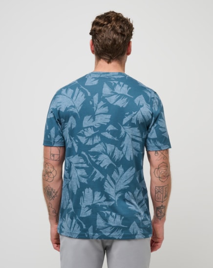 TRAVEL TIP TEE Image Thumbnail 2