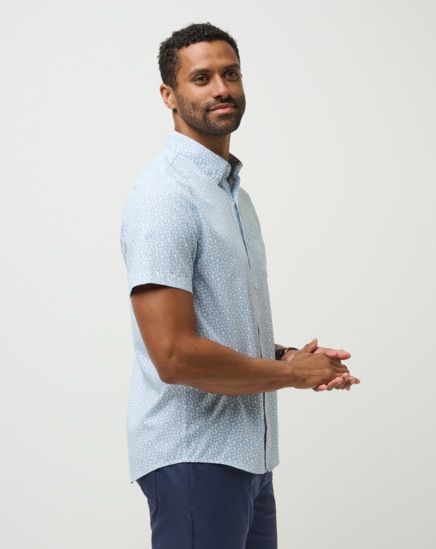 TECHWOVEN COUNTRY MILE BUTTON-UP Image Thumbnail 1