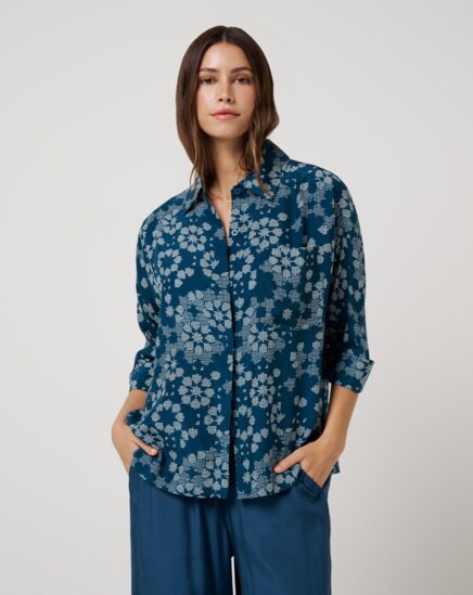 SAVANNA PRINTED BUTTON-UP Image Thumbnail 1