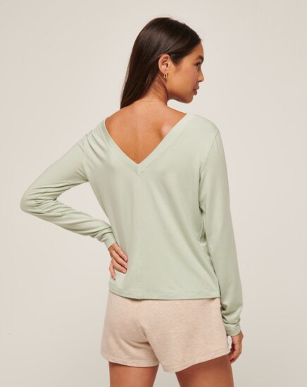 BAY WAVES VNECK TOP Image Thumbnail 1