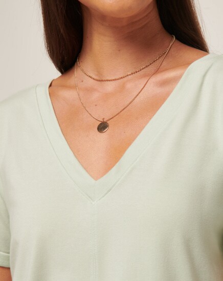 CALM WATERS VNECK TOP Image Thumbnail 3