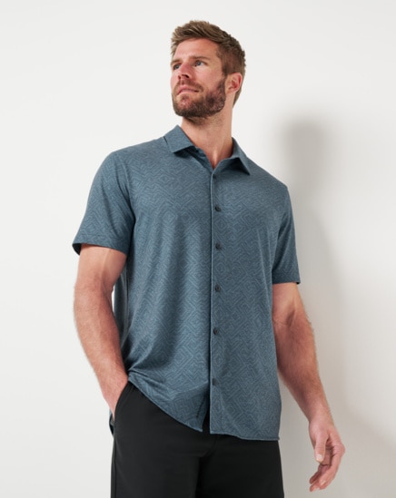 KNIT FEATHERWEIGHT NIGHT BUTTON-UP Image Thumbnail 4