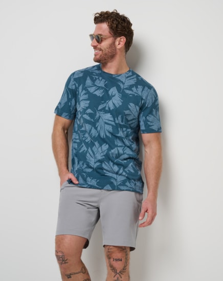 TRAVEL TIP TEE Image Thumbnail 4