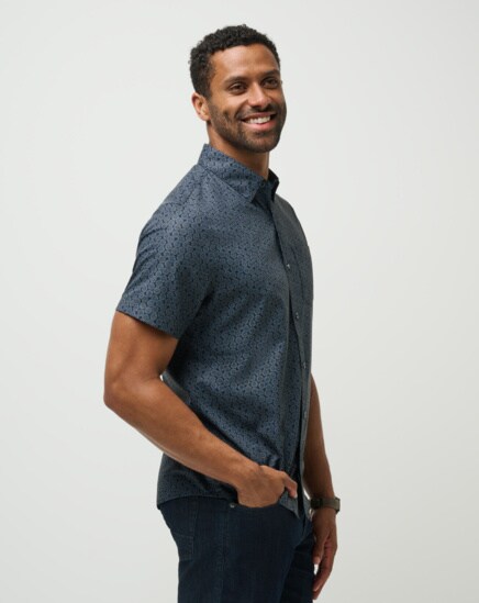 TECHWOVEN COUNTRY MILE BUTTON-UP Image Thumbnail 2